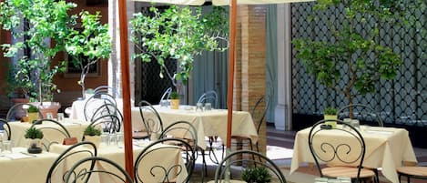 Außenbereich für Bankette