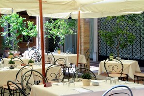 Area per ricevimenti all'aperto