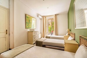5 dormitorios, tabla de planchar con plancha, wifi y ropa de cama