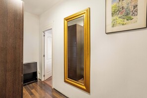 Interior - 4- Bedroom Apartment in Gracia Village (Barcelona)