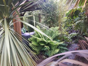 Cabaña, 1 cama de matrimonio | Jardines del alojamiento