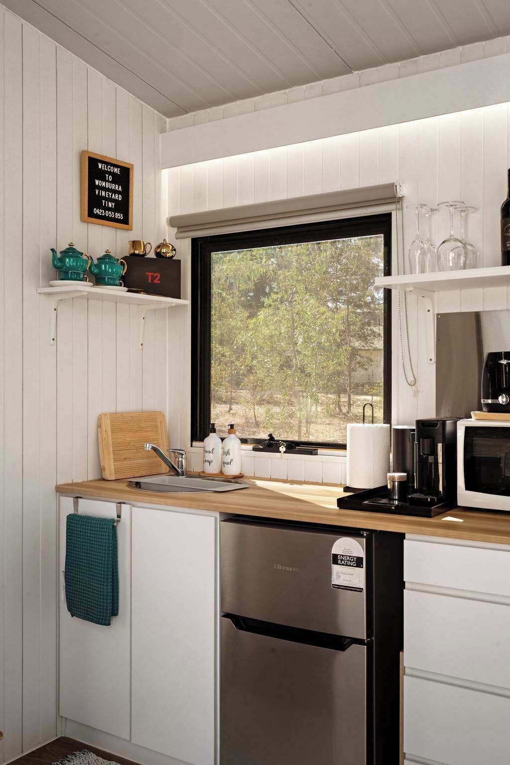 Fridge, microwave, stovetop, toaster