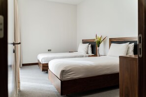 One Bedroom Apartment | 2 makuuhuonetta, tallelokero huoneessa, pimennysverhot, äänieristys