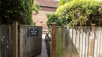 Cottage | Exterior