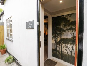 Cottage | Exterior - Hock-tide Cottage (Kenilworth)