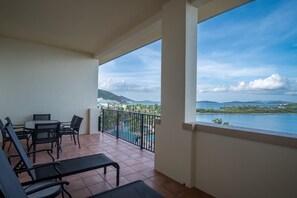 Outdoor dining - Ritz Carlton St. Thomas Beautiful 2BD Suite Unit 5402 high floor ocean view!! (St Thomas)
