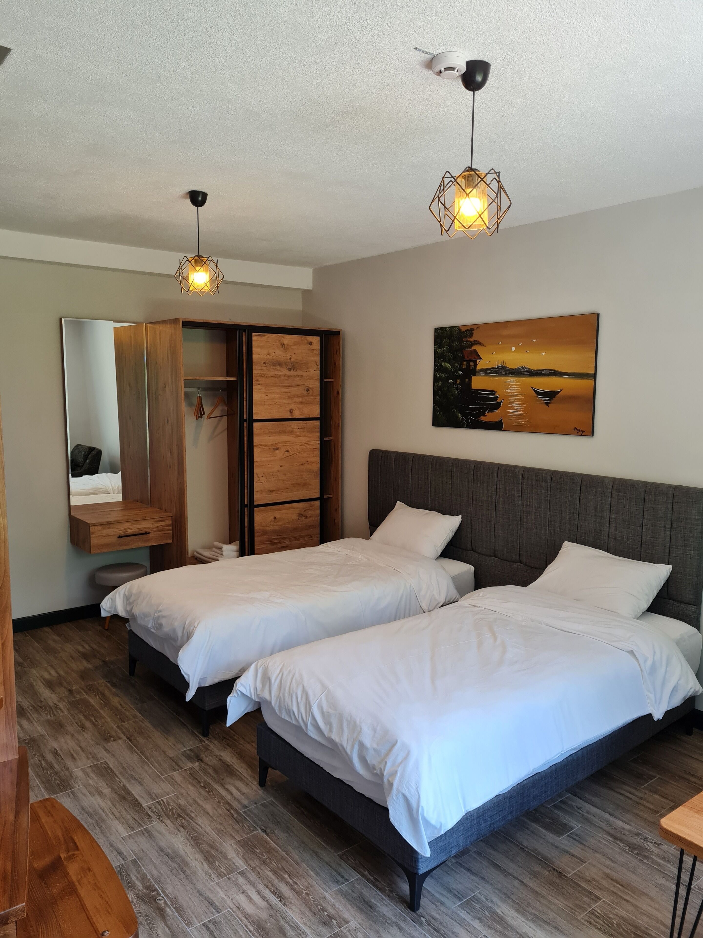 华丽别墅 | 客房内保险箱、特色装修、特色家居、办公桌