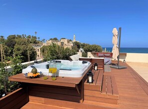Terrace/patio - Seafront penthouse - terrace, AC, lift & parking (Tel Aviv-Yafo)