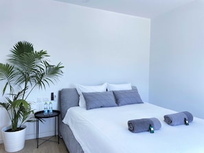 3 chambres, bureau, fer et planche à repasser, Wi-Fi