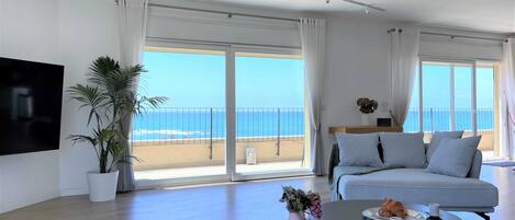 Flat-screen TV, stereo, offices