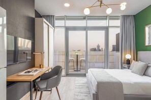 Desk, iron/ironing board, WiFi, bed sheets