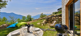 COTTAGE Elena by KlabHouse-4pax w/AC & Lakeview 