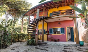 أغطية فراش متميزة وواي فاي مجانًا