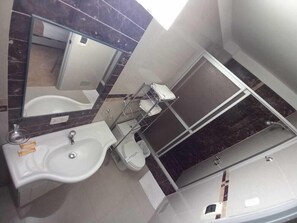Standard Room | Bathroom - Buongiorno Suites Sullana Ii (Sullana)
