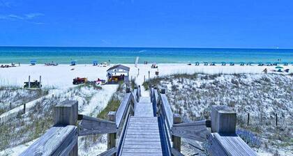 Pet-Friendly 4BR Crystal Beach Home | Walk to Beach, Pool & Outdoor Grill