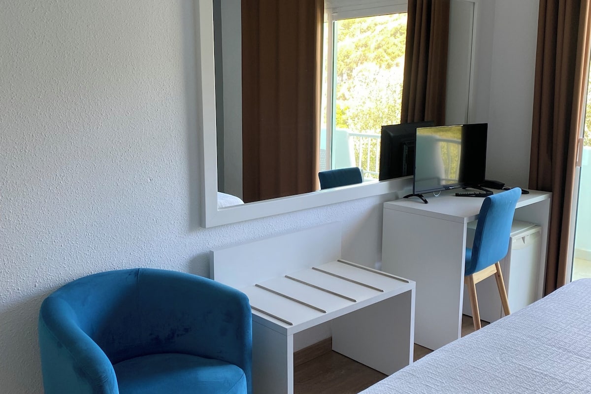 family twin room | 1 bedroom, in-room safe, blackout curtains, free wifi