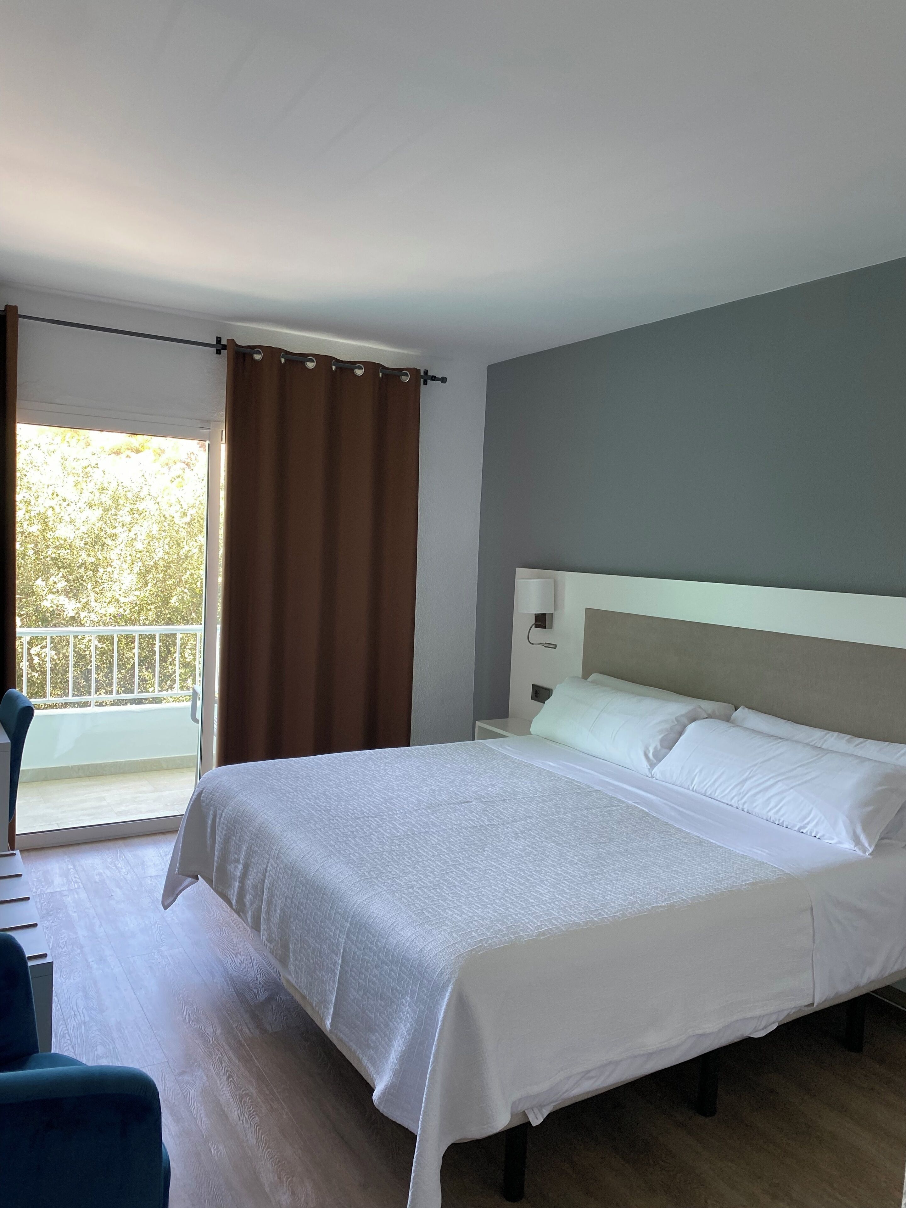 family twin room | 1 bedroom, in-room safe, blackout curtains, free wifi