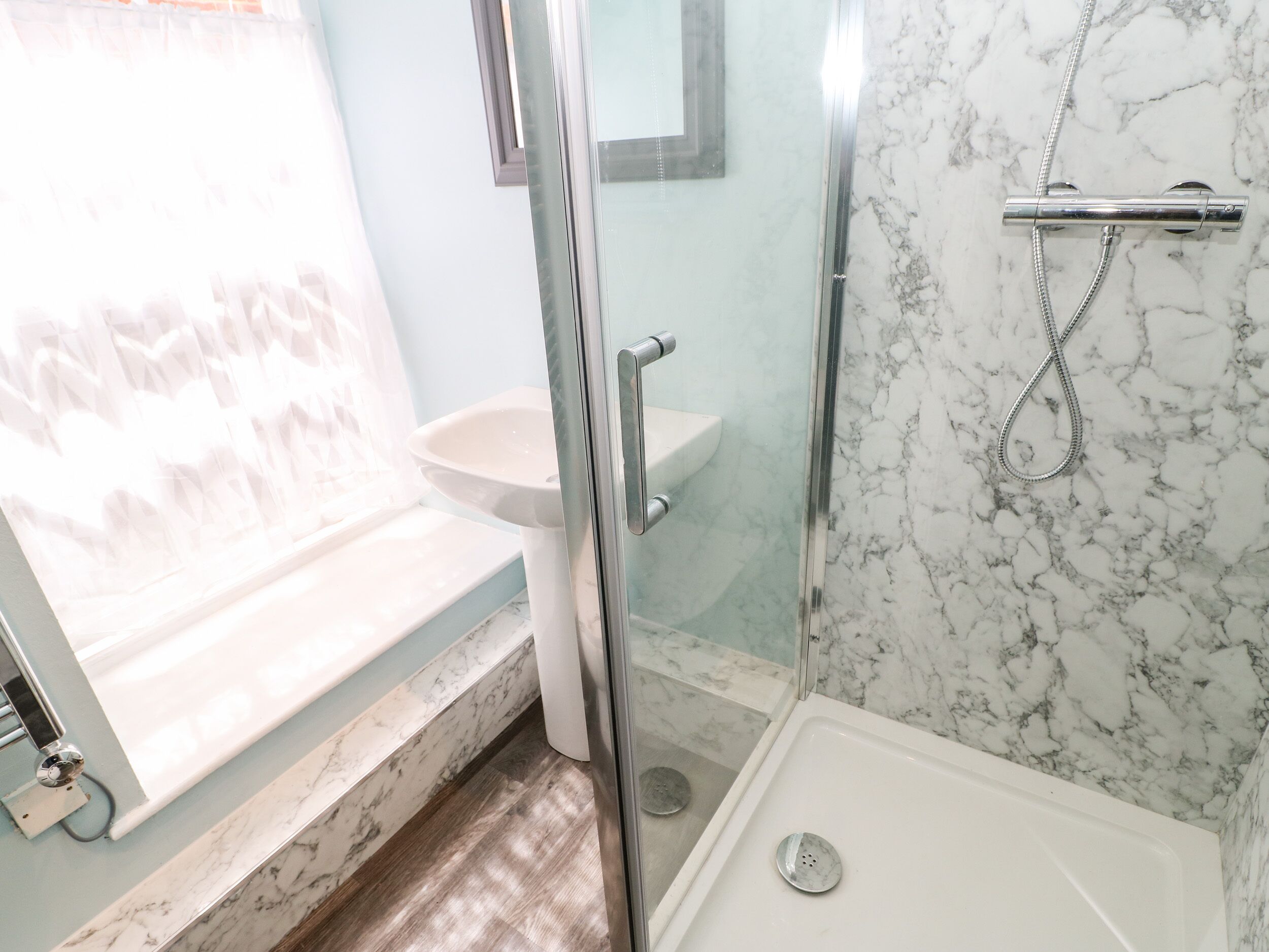 コテージ | バスルーム | シャワー