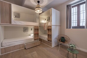 Soundproofing, free WiFi, bed sheets - Libere Cordoba Patio Santa Marta (Córdoba)