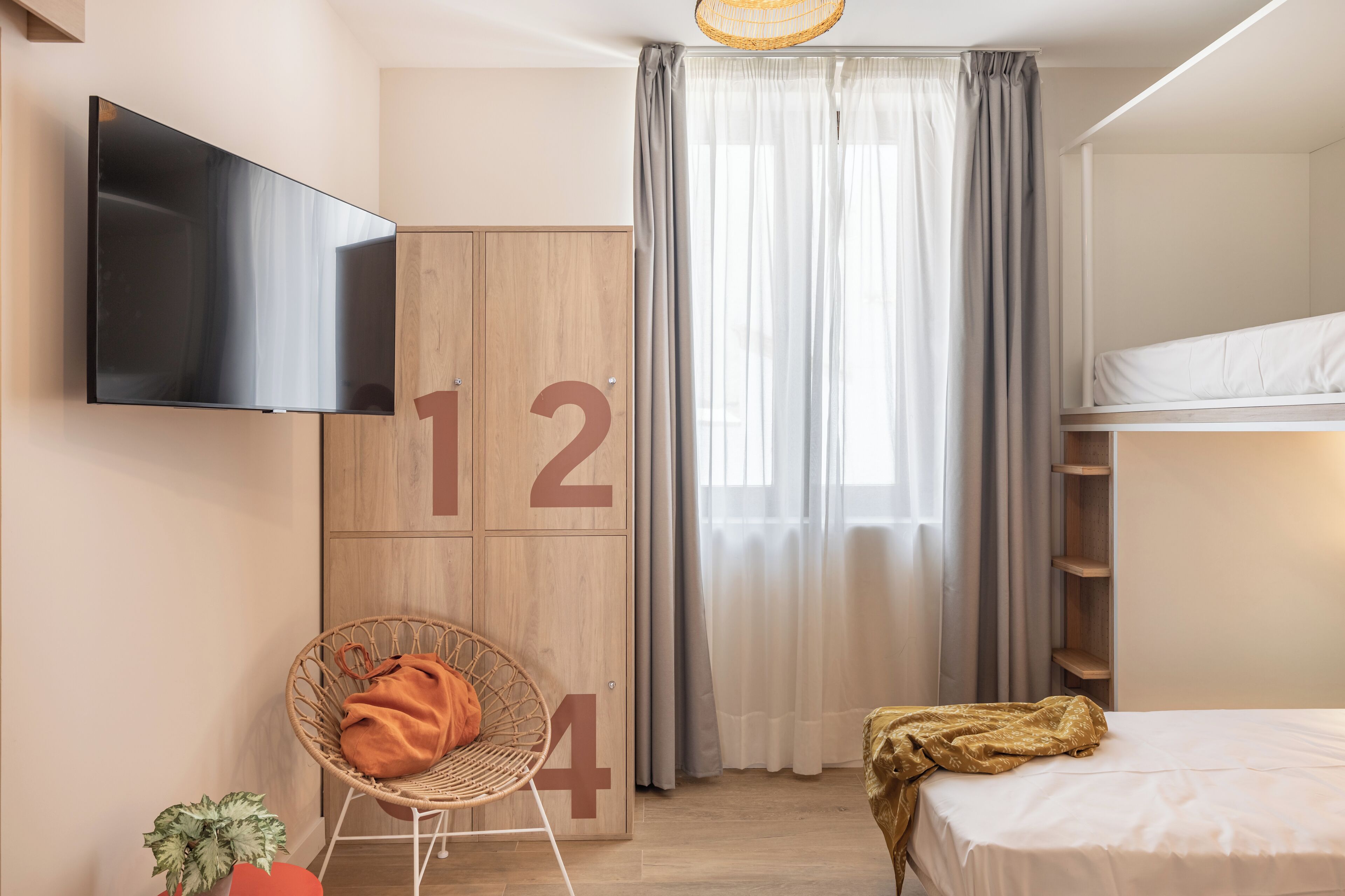 Chambre Familiale, salle de bains privée (Standard) | Chambres insonorisées, Wi-Fi gratuit, draps fournis