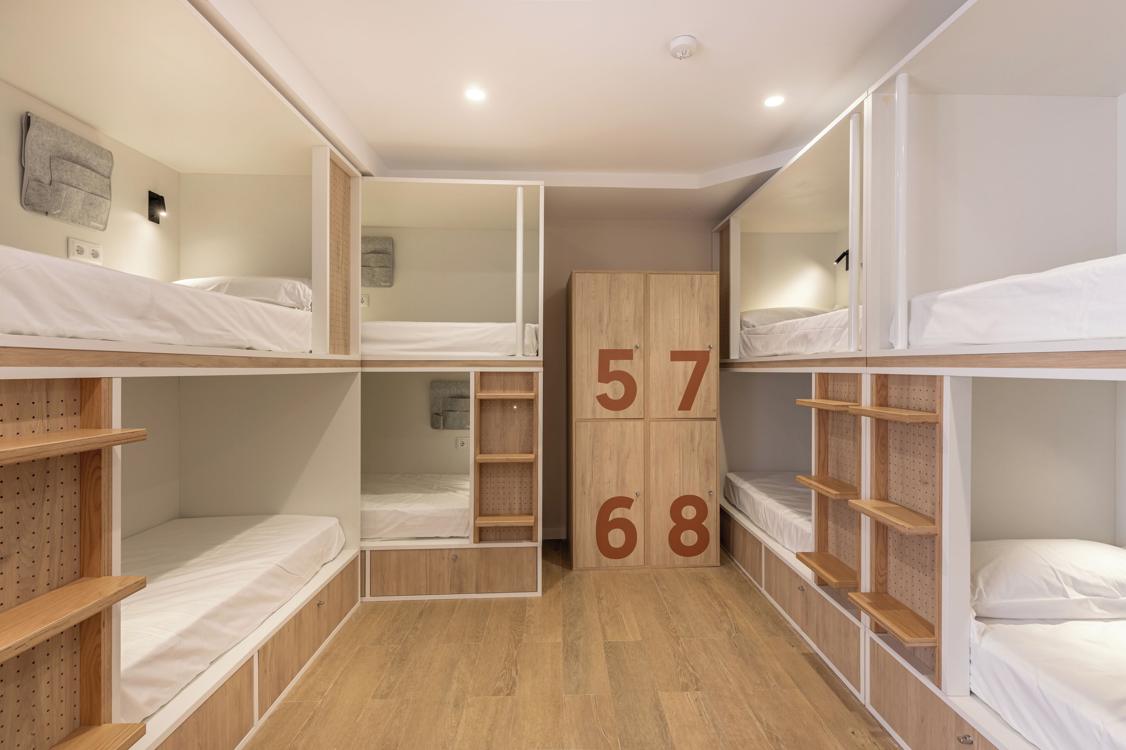 Soundproofing, free WiFi, bed sheets