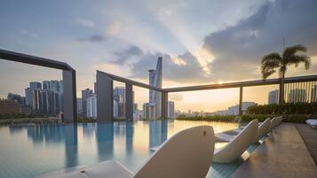 Outdoor pool, pool loungers