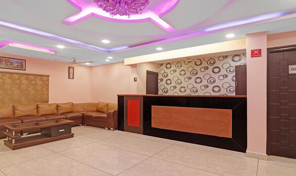 Reception - Itsy Hotels Aflah (Hyderabad)