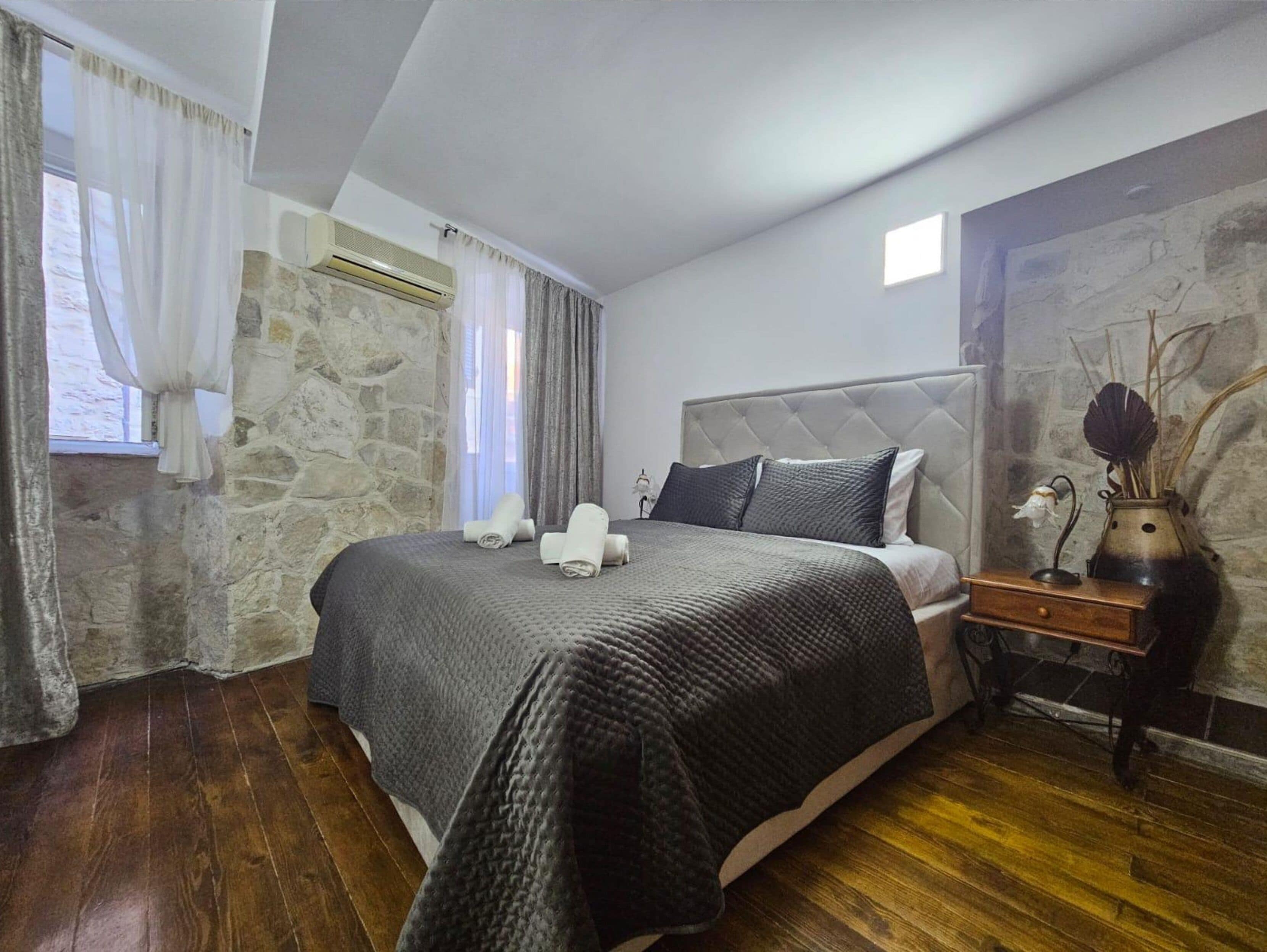 Estudio estándar | Insonorización, wifi gratis y ropa de cama 