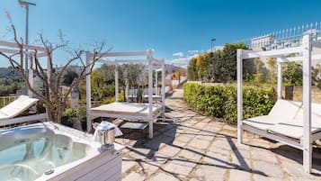 Idromassaggio all'aperto