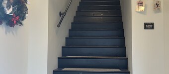 The Loft- second story, 2 bedroom apt with walk out balcony