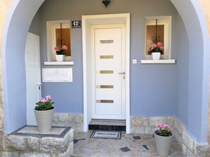 تفاصيل الفندق من الخارج