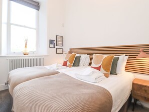 Cottage | Interior - The Wilfred Suite Stone Cross Mansion (Ulverston)