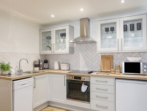 Cottage | Interior - A Mor (Llanfairpwllgwyngyll)