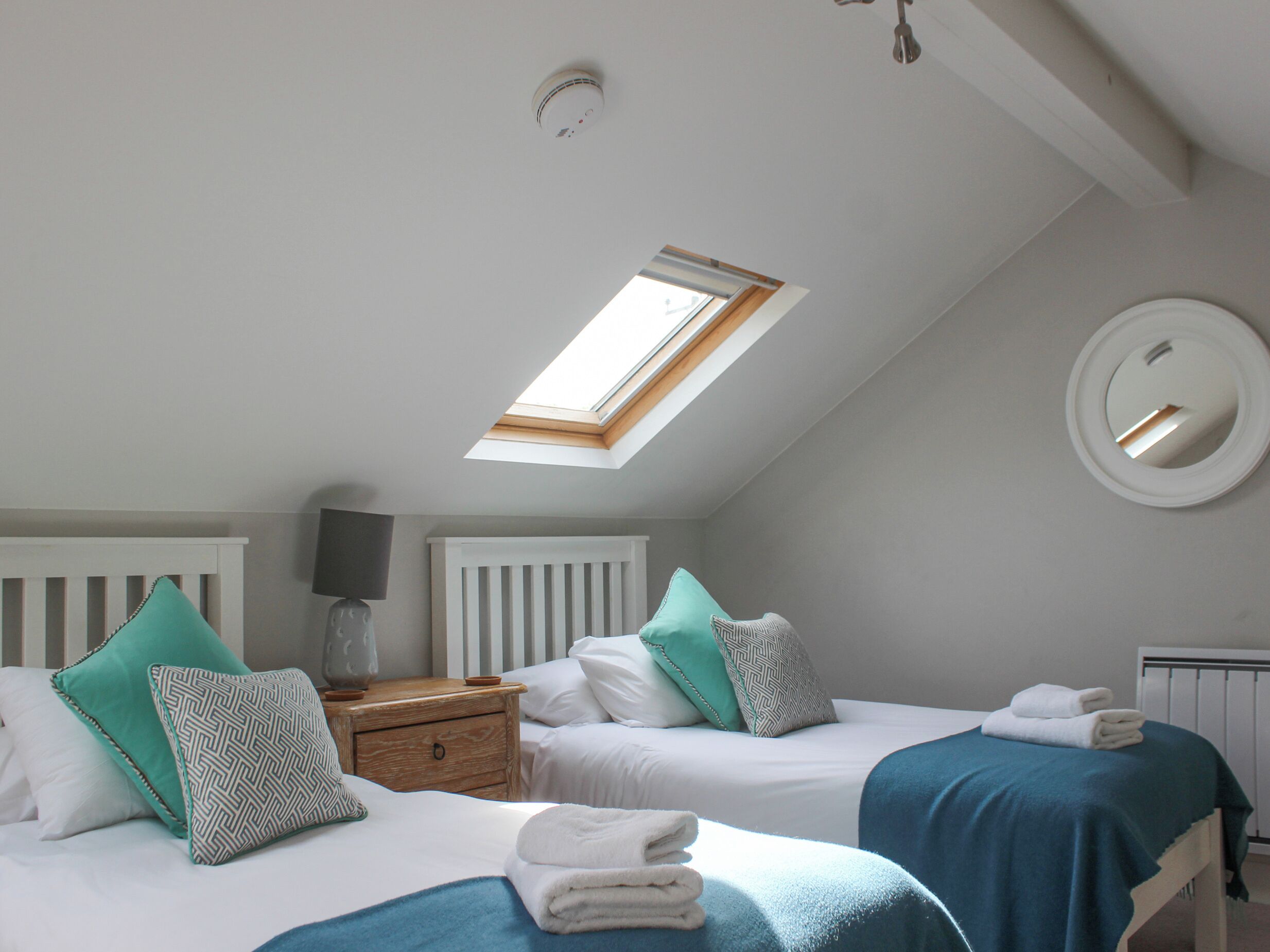 Cottage | 2 bedrooms, individually decorated, individually furnished, free WiFi