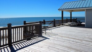 Unclassified image, 4 of 22, button - 001 Melray Haven by ACP (Dauphin Island)