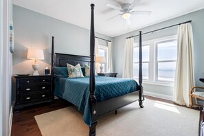 House, 4 Bedrooms | 4 bedrooms, individually decorated, individually furnished, bed sheets - 006 Salty Kisses by ACP (Dauphin Island)