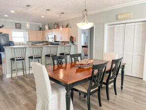 Casa, 4 camere da letto | Ristoranti