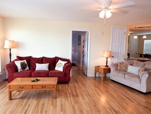Casa, 3 quartos | Sala de estar