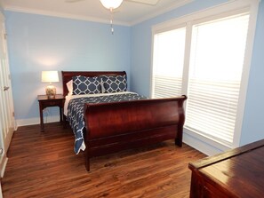 Room - 013 Must Be Nice by ACP (Dauphin Island)