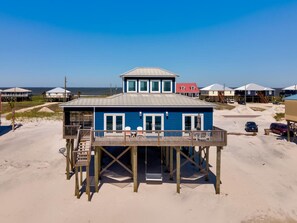 House, 2 Bedrooms | Exterior