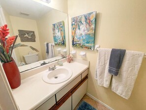 Apartamento, 3 habitaciones | Baño | Toallas