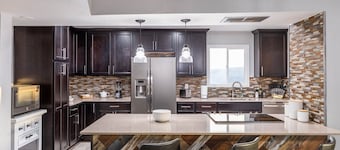 Scottsdale 4BR Pool + Putting Green - 5 Min Old Town