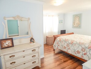 Ferienhaus, 3 Schlafzimmer | 3 Schlafzimmer, individuell dekoriert, individuell eingerichtet