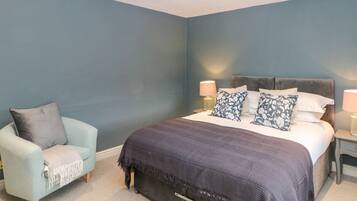 Cottage | 4 bedrooms, individually decorated, individually furnished, free WiFi