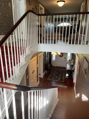 Interior - Gorgeous 1838 Greek Revival home in historic Seneca Lake with with lake access. (Seneca Falls)