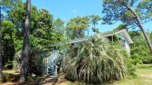 Unclassified image, 4 of 15, button - 044 The Bird's Nest by ACP (Dauphin Island)