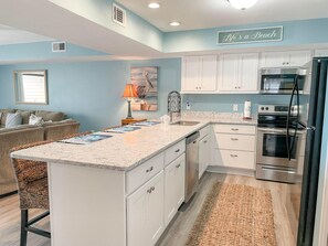 Condo, 2 Bedrooms | Private kitchen