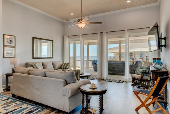 House, 4 Bedrooms | Living room - 034 Sunny Side Up by ACP (Dauphin Island)
