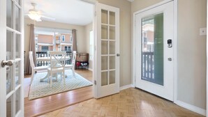 Apartment, 2 Schlafzimmer | Speisen
