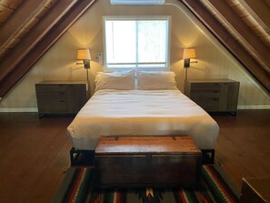 2 camere, una scrivania, ferro/asse da stiro, culla da viaggio